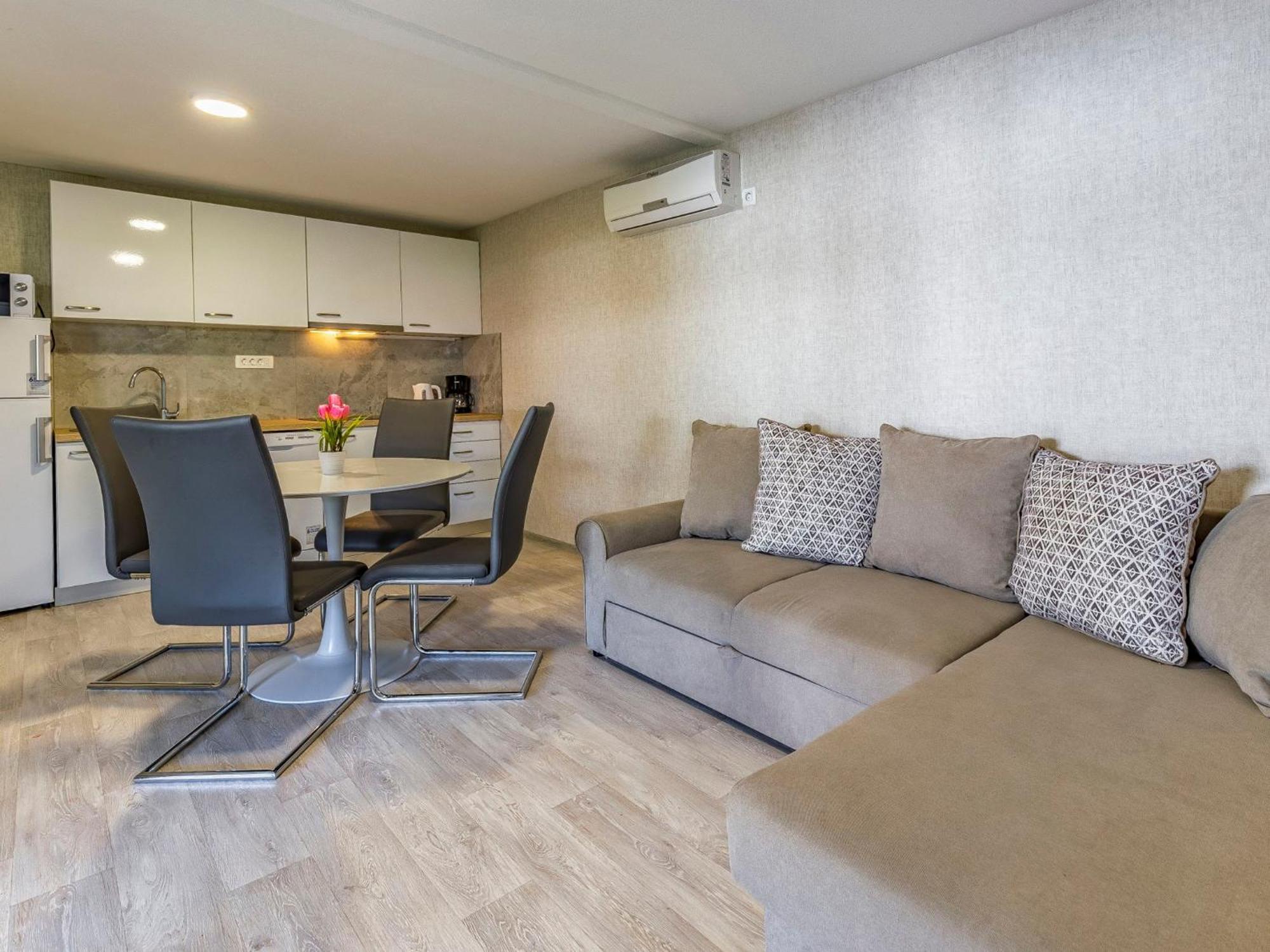 Holiday home Superior-5 By Interhome